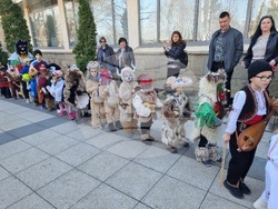 Монтана - деца - кукери