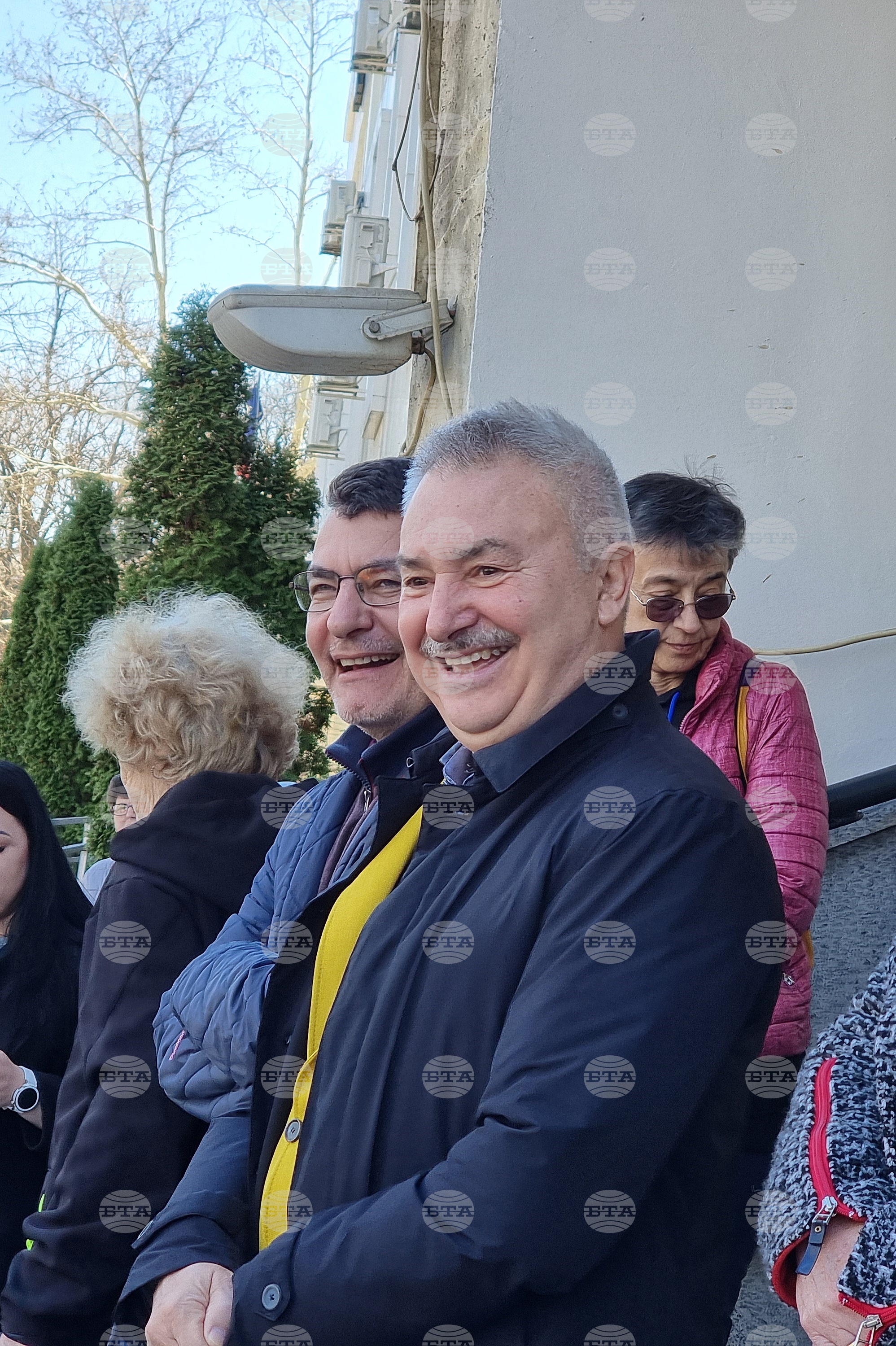 Монтана - деца - кукери