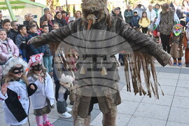 Монтана - деца - кукери