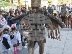 Монтана - деца - кукери