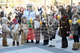 Монтана - деца - кукери