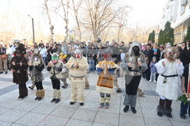 Монтана - деца - кукери