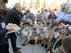 Монтана - деца - кукери