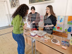 Разград - училище - пролетен базар