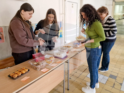 Разград - училище - пролетен базар