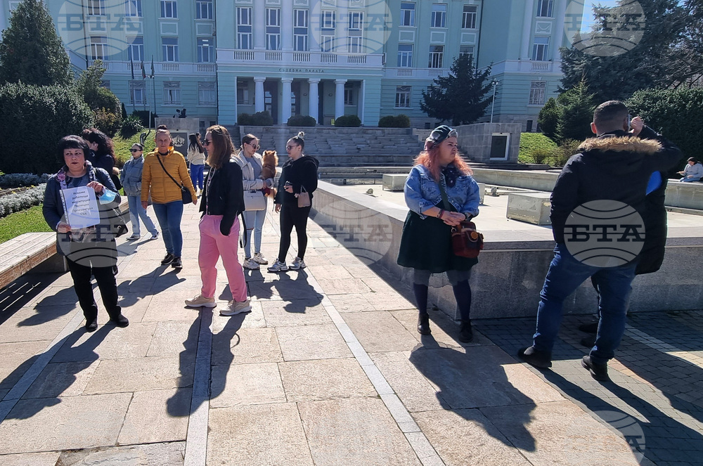 Шумен - протест срещу насилието над животни
