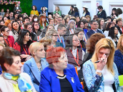 Близо 200 учители обменят иновации в преподаването на природни науки в столичното 51-во Средно училище "Елисавета Багряна". Снимка: МОН