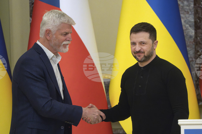Чешкият президент Петър Павел пристигна на посещение в Украйна