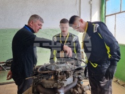 Село Владимирово - Най-добър млад автомонтьор и водач на автомобил“ - състезание