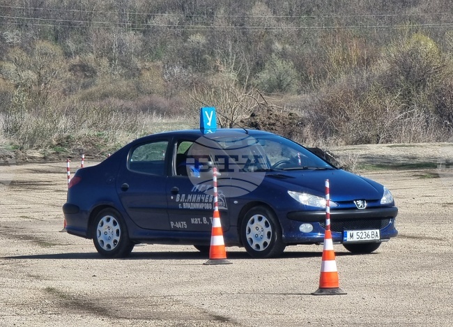 Село Владимирово - Най-добър млад автомонтьор и водач на автомобил“ - състезание