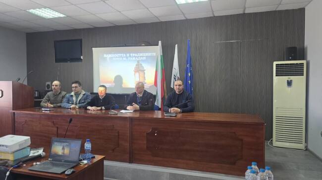 Традициите, които ни обединяват, коментираха в Омуртаг по повод предстоящите религиозни празници Великден и Рамазан Байрам