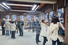 Добрич - изложба - Елисавета Багряна