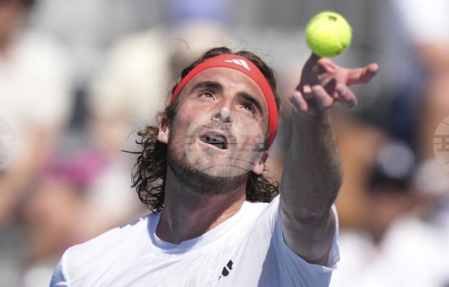 Стефанос Циципас започна с победа защитата на титлата си на турнира по тенис от сериите "Мастърс" в Монте Карло