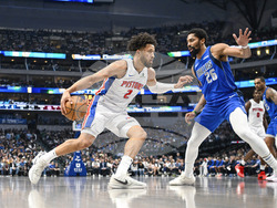 Pistons Mavericks Basketball