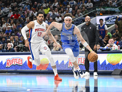 Pistons Mavericks Basketball