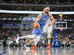 Pistons Mavericks Basketball