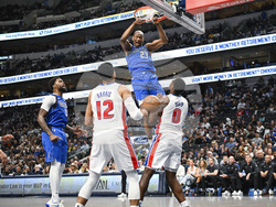Pistons Mavericks Basketball