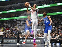 Pistons Mavericks Basketball