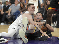 Cavaliers Suns Basketball