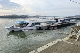 Видин - круизен кораб - туристи