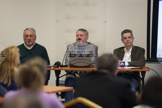 Важно е да осъзнаем, че без развитие на собствени енергийни и индустриални ресурси, страната няма да просперира, коментираха експерти