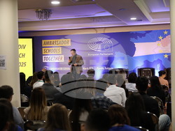 Пловдив - Програма за училища посланици на Европейския парламент (ЕPAS)