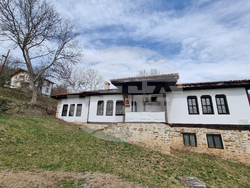 Село Радибош - килийно училище и църква