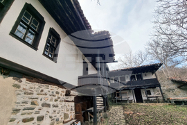 Село Радибош - килийно училище и църква