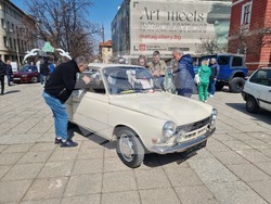Кюстендил - изложение на ретро автомобили - благотворителна кауза