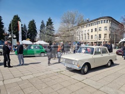 Кюстендил - изложение на ретро автомобили - благотворителна кауза