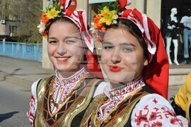 Хасково - Фестивал за български хора и танци „Хайдушка софра“