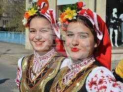 Хасково - Фестивал за български хора и танци „Хайдушка софра“