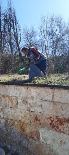 В търговищкото село Бистра почистваха край местния язовир по повод Световния ден на водата