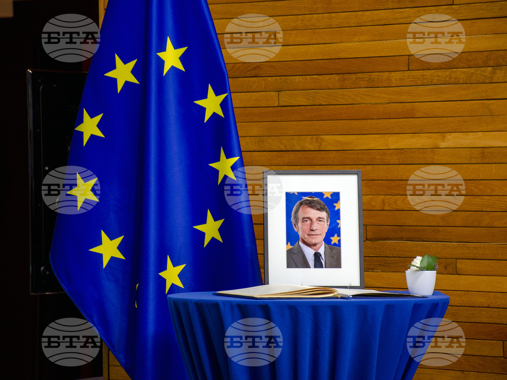 С минута мълчание в памет на Давид Сасоли започна първото за 2022 пленарно заседание от Конференцията за бъдещето на Европа