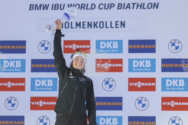 Французойката Лу Жанмоно триумфира в преследването в Холменколен и излезе начело в генералното класиране за Световната купа кръг преди края на сезона