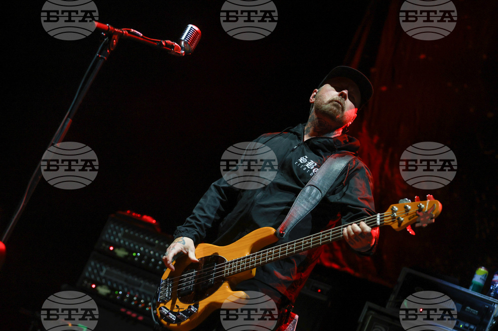 Концерт - „Драунинг Пуул” (Drowning Pool)