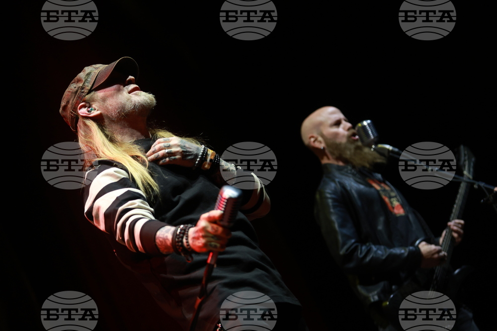 Концерт - „Драунинг Пуул” (Drowning Pool)