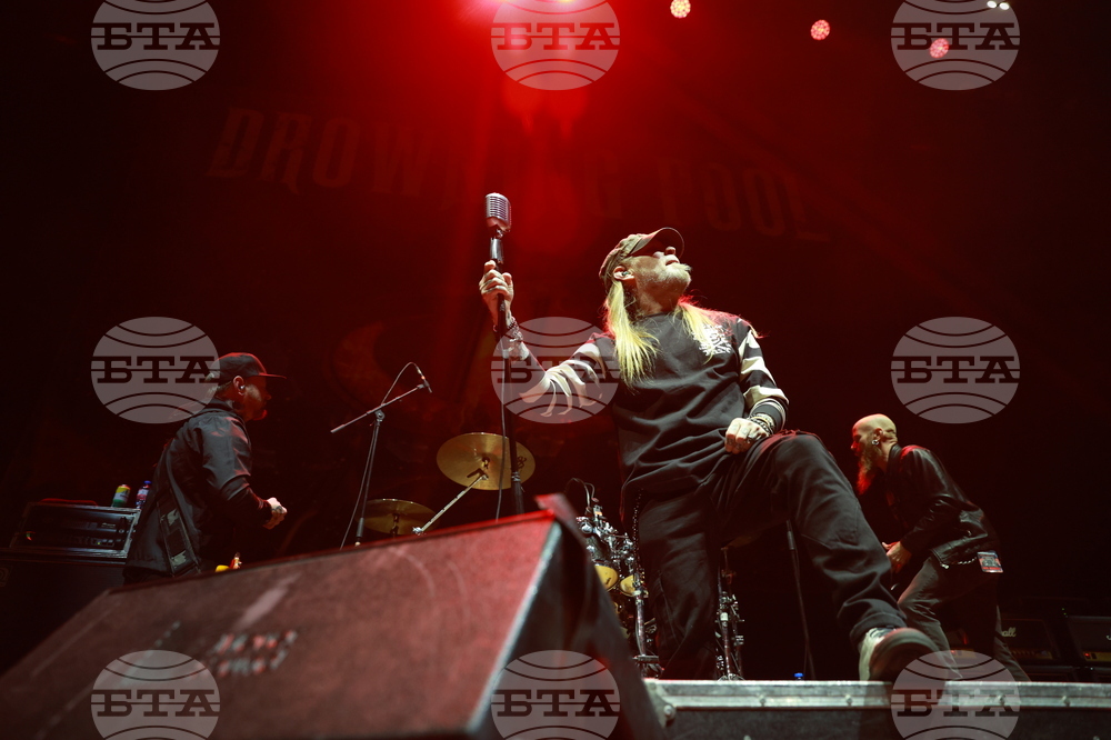 Концерт - „Драунинг Пуул” (Drowning Pool)