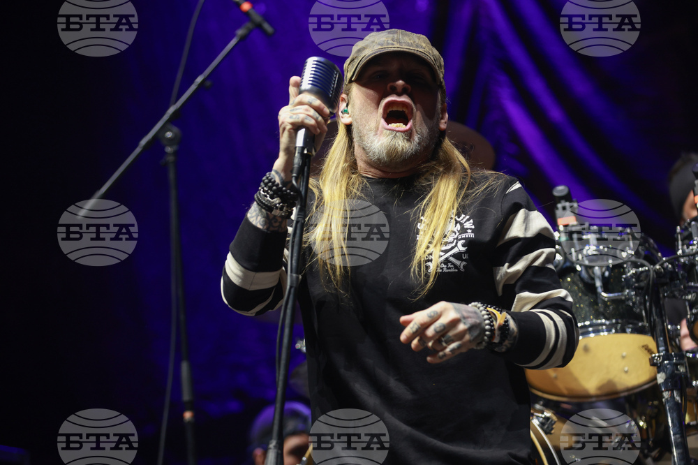 Концерт - „Драунинг Пуул” (Drowning Pool)