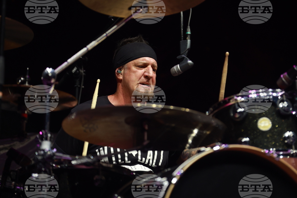 Концерт - „Драунинг Пуул” (Drowning Pool)