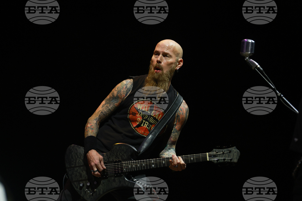 Концерт - „Драунинг Пуул” (Drowning Pool)