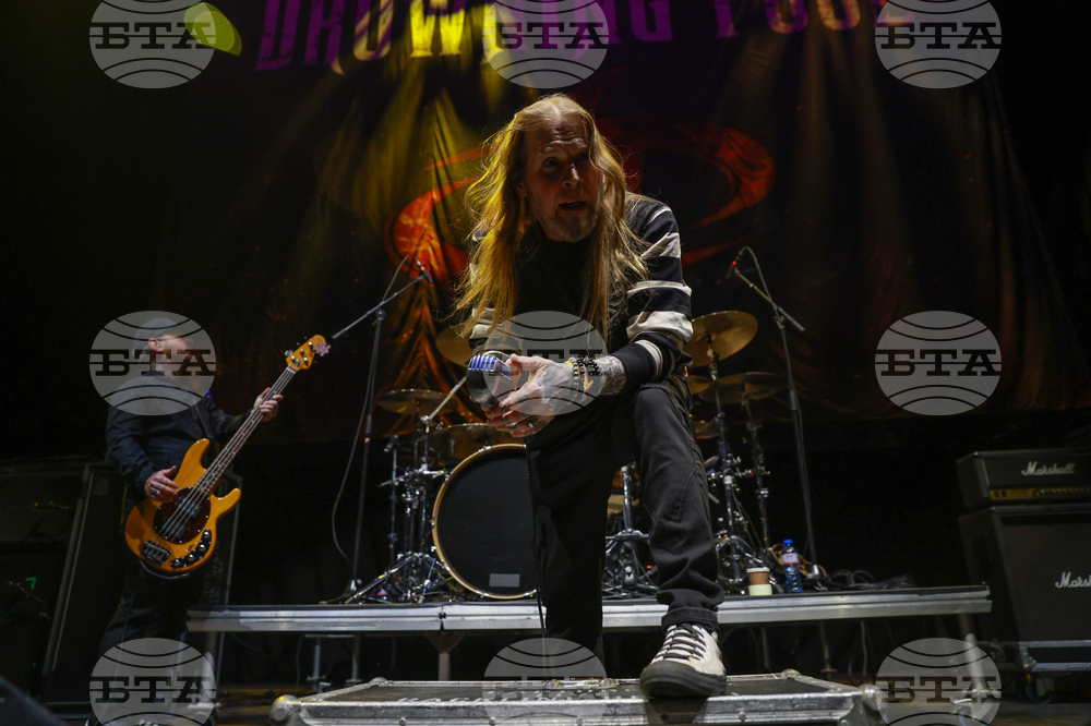 Концерт - „Драунинг Пуул” (Drowning Pool)