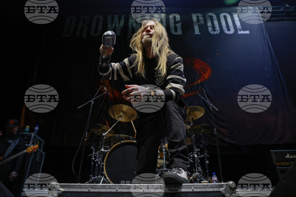 Концерт - „Драунинг Пуул” (Drowning Pool)