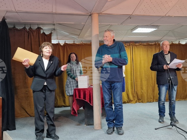 Свищов - Национален фестивал на любителските камерни и кафе-театри - награждаване