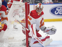 Flames Islanders Hockey