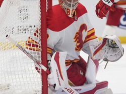Flames Islanders Hockey