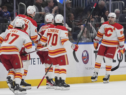 Flames Islanders Hockey