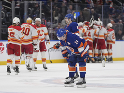Flames Islanders Hockey