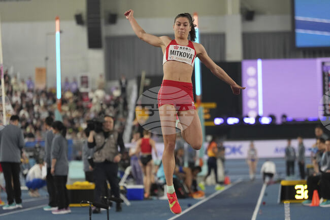 Пламена Миткова има разкъсване на прасеца на десния крак, съобщи нейният треньор