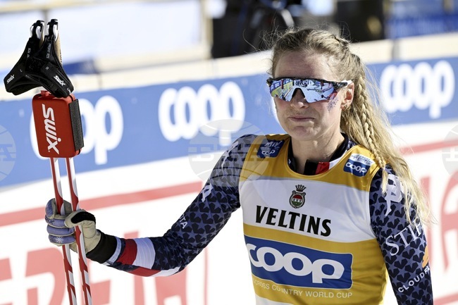 Американката Джеси Дигинс триумфира за трети път във веригата "Тур дьо ски"